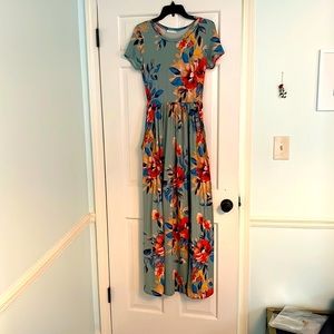 Beautiful Maxi Dress 💐